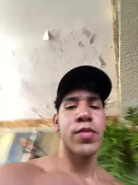 Alejandrososas online show from June 23, 2026, 4:05 pm