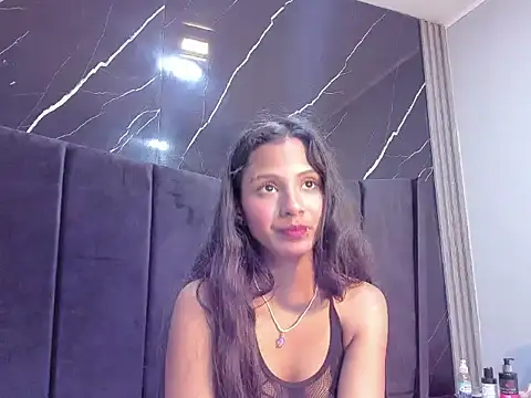 Juna Hyl online show from February 27, 2026, 2:00 am