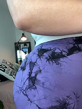 Snapshot of Viictoria-Jones chatting on March 21, 2026, 12:10 pm Viictoria-Jones online show from March 21, 2026, 12:10 pm