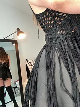 Snapshot of Viictoria-Jones chatting on March 31, 2026, 10:15 am Viictoria-Jones online show from March 31, 2026, 10:15 am