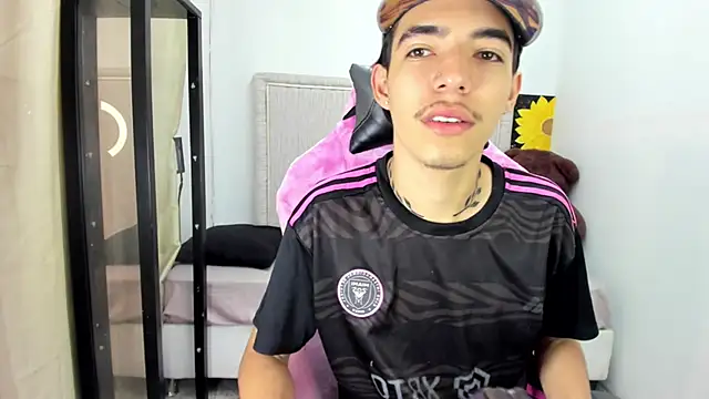 Bad bunnyy  online show from March 12, 2026, 12:11 pm