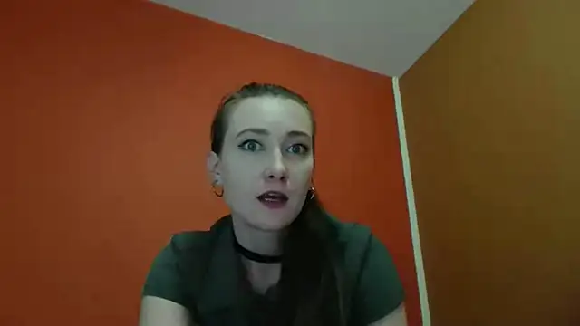 Snapshot of AnisaHotBody chatting on February 20, 2026, 2:39 pm AnisaHotBody online show from February 20, 2026, 2:39 pm