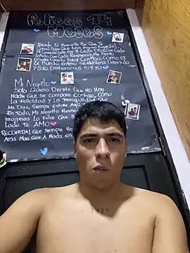 laparejita0410 online show from February 28, 2026, 12:00 am