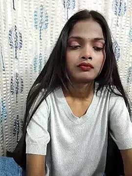 Snapshot of iam-anshika chatting on April 5, 2026, 5:48 am iam-anshika online show from April 5, 2026, 5:48 am