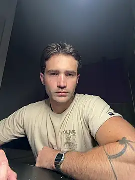 dimitri25987 online show from June 10, 2026, 8:24 am