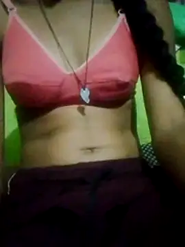 Snapshot of wifedesi7050 chatting on April 22, 2026, 6:42 pm wifedesi7050 online show from April 22, 2026, 6:42 pm