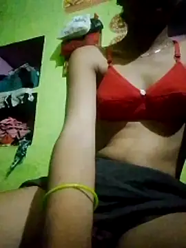 Snapshot of wifedesi7050 chatting on May 10, 2026, 4:45 pm wifedesi7050 online show from May 10, 2026, 4:45 pm