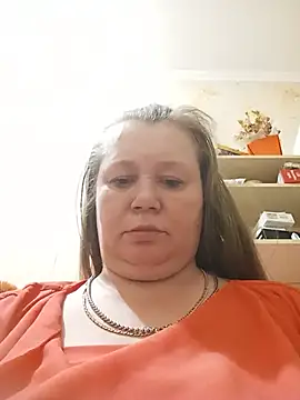 Snapshot of KiraStanton chatting on June 11, 2026, 12:32 am KiraStanton online show from June 11, 2026, 12:32 am