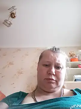 Snapshot of KiraStanton chatting on June 14, 2026, 2:24 am KiraStanton online show from June 14, 2026, 2:24 am
