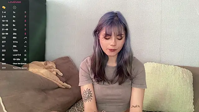 Emmibrilson online show from April 2, 2026, 12:03 pm