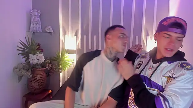 Snapshot of Mk_Desire chatting on February 25, 2026, 2:32 am Mk Desire online show from February 25, 2026, 2:32 am