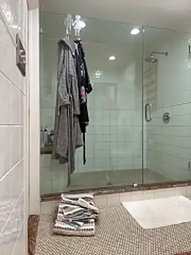 Snapshot of blazen50 chatting on April 4, 2026, 10:46 am blazen50 online show from April 4, 2026, 10:46 am