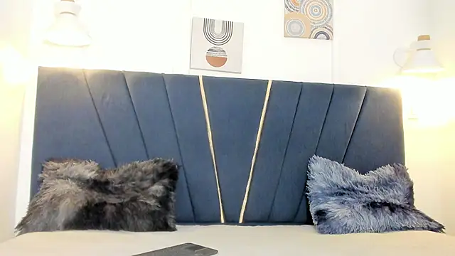 apolo cum18 online show from February 25, 2026, 7:34 pm