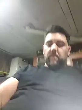 Snapshot of yomismo1986- chatting on February 27, 2026, 3:01 pm yomismo1986- online show from February 27, 2026, 3:01 pm