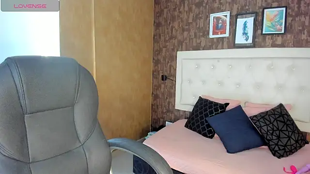 Snapshot of sasha__blaze01 chatting on February 26, 2026, 1:32 pm sasha blaze01 online show from February 26, 2026, 1:32 pm