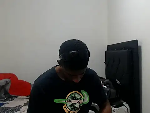 blackhorseet online show from April 8, 2026, 10:54 pm