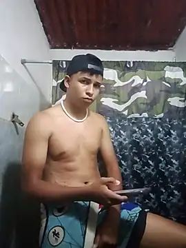 Snapshot of zeus23cm1 chatting on February 25, 2026, 10:08 pm zeus23cm1 online show from February 25, 2026, 10:08 pm