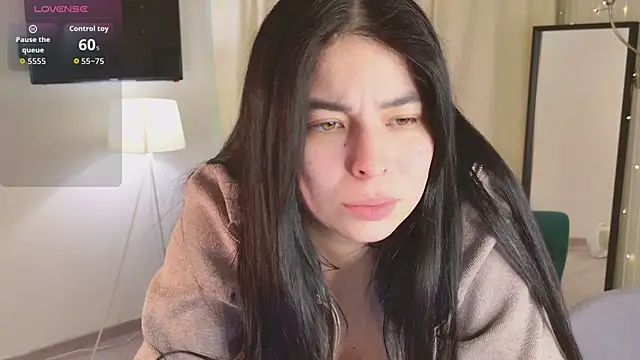 Snapshot of Erika_Moan_ chatting on February 22, 2026, 6:24 am Erika Moan online show from February 22, 2026, 6:24 am