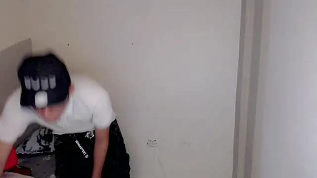 Street poemm  online show from April 8, 2026, 8:31 pm