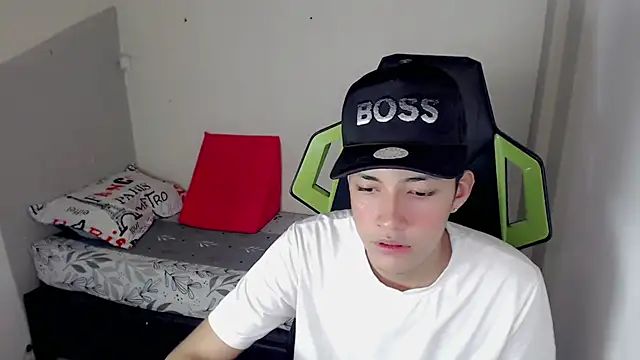 Street poemm  online show from April 11, 2026, 8:13 pm