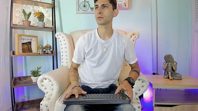 mau checkik  online show from February 23, 2026, 1:30 pm