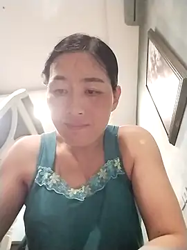 Snapshot of lris-Beauty77 chatting on February 25, 2026, 2:48 pm lris-Beauty77 online show from February 25, 2026, 2:48 pm