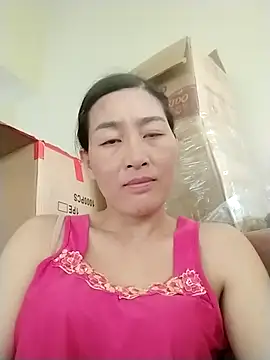 Snapshot of lris-Beauty77 chatting on April 2, 2026, 6:55 am lris-Beauty77 online show from April 2, 2026, 6:55 am