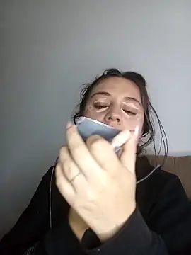 Ana  arms online show from March 31, 2026, 11:54 am