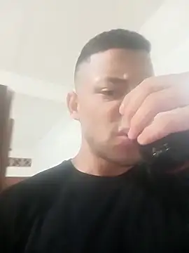 Snapshot of crisstars chatting on February 21, 2026, 4:46 am crisstars online show from February 21, 2026, 4:46 am