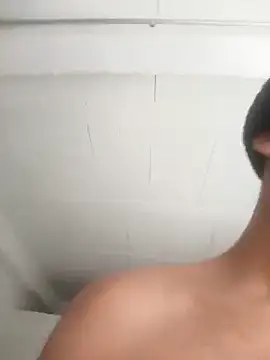 Snapshot of crisstars chatting on February 21, 2026, 6:09 pm crisstars online show from February 21, 2026, 6:09 pm