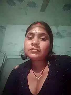 Snapshot of Aanushaka chatting on March 4, 2026, 2:56 pm Aanushaka online show from March 4, 2026, 2:56 pm