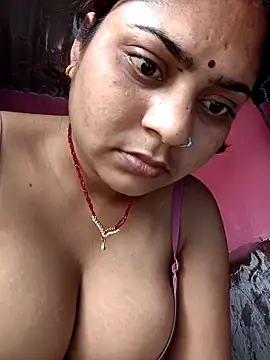 Snapshot of Aanushaka chatting on April 2, 2026, 3:15 am Aanushaka online show from April 2, 2026, 3:15 am