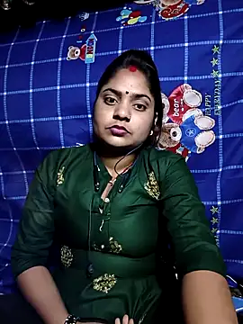 Snapshot of Aanushaka chatting on April 4, 2026, 5:27 am Aanushaka online show from April 4, 2026, 5:27 am