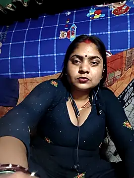 Snapshot of Aanushaka chatting on April 5, 2026, 4:15 pm Aanushaka online show from April 5, 2026, 4:15 pm