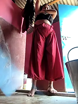 Snapshot of Aanushaka chatting on April 7, 2026, 7:09 am Aanushaka online show from April 7, 2026, 7:09 am