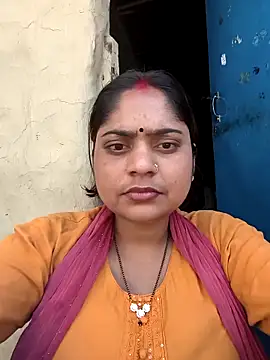 Snapshot of Aanushaka chatting on April 9, 2026, 8:20 am Aanushaka online show from April 9, 2026, 8:20 am