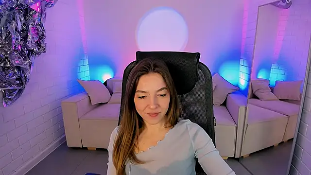 DianaAvis online show from March 1, 2026, 9:22 am