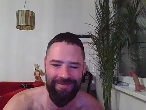 Snapshot of gridehero chatting on February 21, 2026, 10:11 pm gridehero online show from February 21, 2026, 10:11 pm