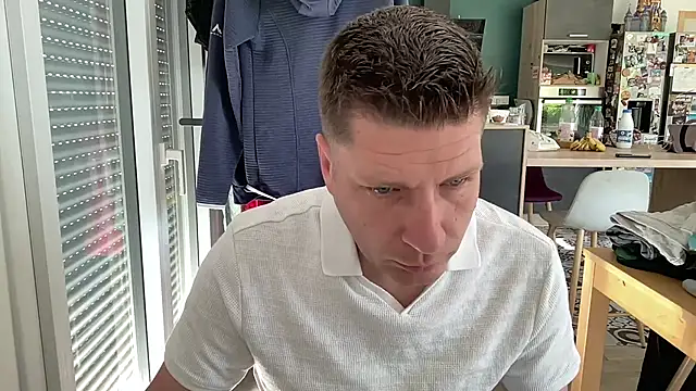 Minmoi1984 online show from May 11, 2026, 7:03 am