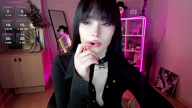 demetra   online show from April 16, 2026, 8:15 am