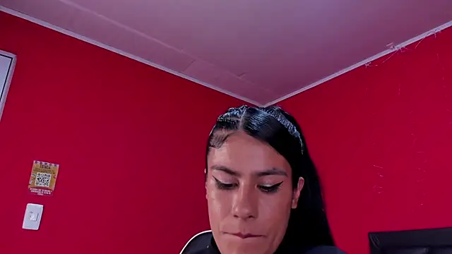 Snapshot of ailyn-13 chatting on February 21, 2026, 10:11 pm ailyn-13 online show from February 21, 2026, 10:11 pm