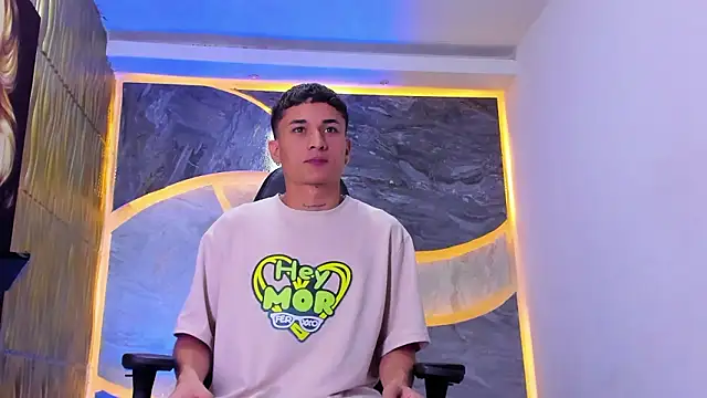 Matheus Ic  online show from February 22, 2026, 6:17 pm