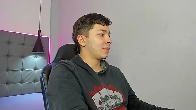 Julian Smith21 online show from February 26, 2026, 12:26 pm