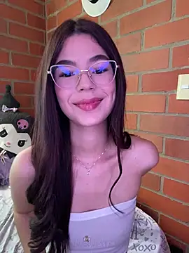 Snapshot of Nixieblaze chatting on July 19, 2026, 9:40 pm Nixieblaze online show from July 19, 2026, 9:40 pm