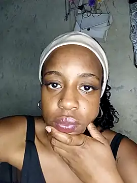 Snapshot of Zaiiraa chatting on February 21, 2026, 11:39 pm Zaiiraa online show from February 21, 2026, 11:39 pm