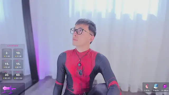 Snapshot of Thiago_Jones1 chatting on May 8, 2026, 12:54 pm Thiago Jones1 online show from May 8, 2026, 12:54 pm