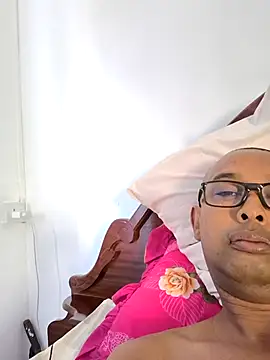 emperator13 online show from May 11, 2026, 11:27 am