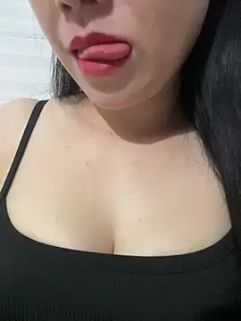 Vetuner sexy online show from February 25, 2026, 1:04 am