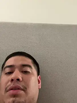 Snapshot of Sweetdickwill chatting on March 12, 2026, 7:31 pm Sweetdickwill online show from March 12, 2026, 7:31 pm