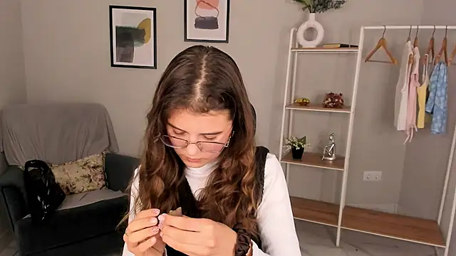 Rin Martin online show from February 22, 2026, 11:42 am